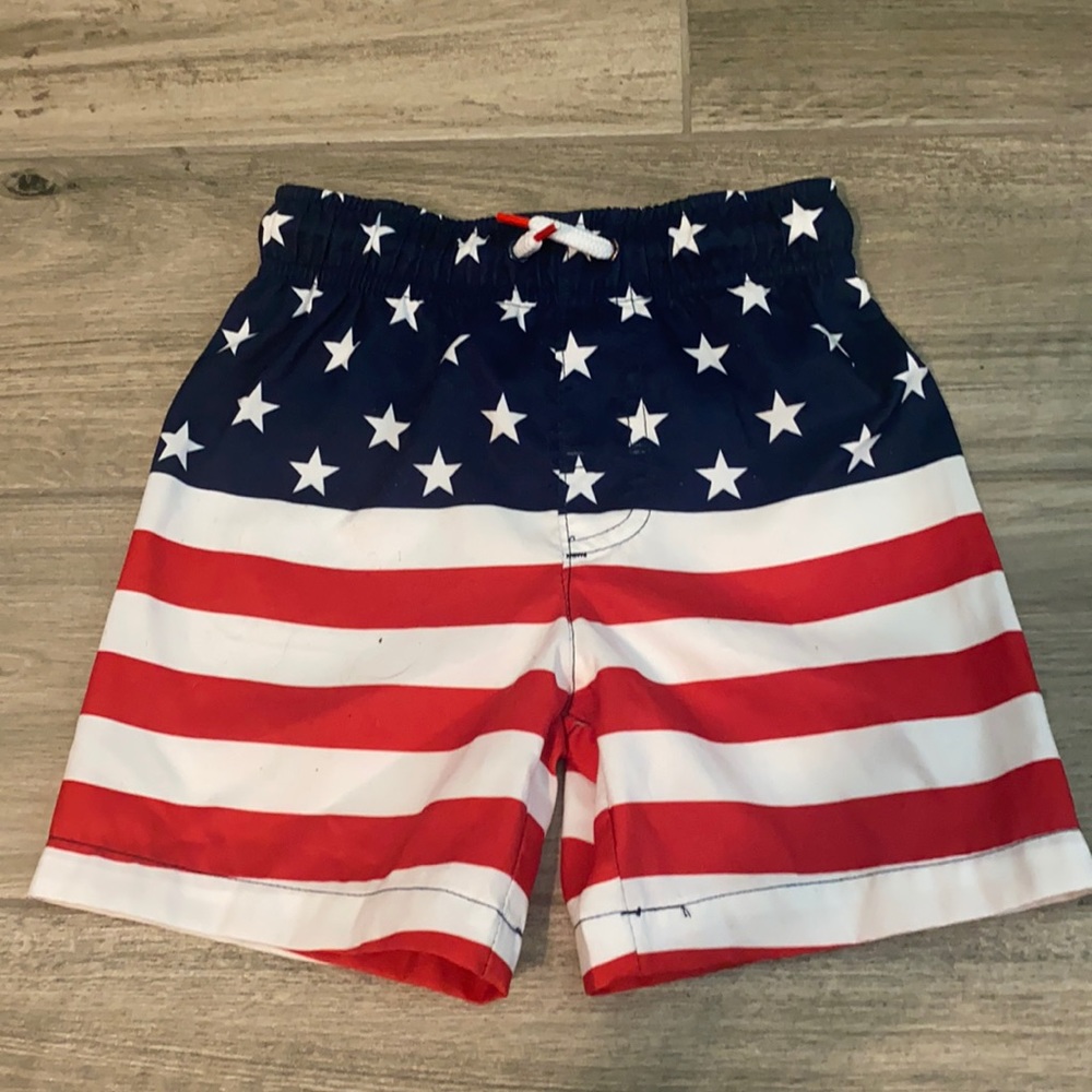 Lightning Bug Kids Shorts, Size 2T